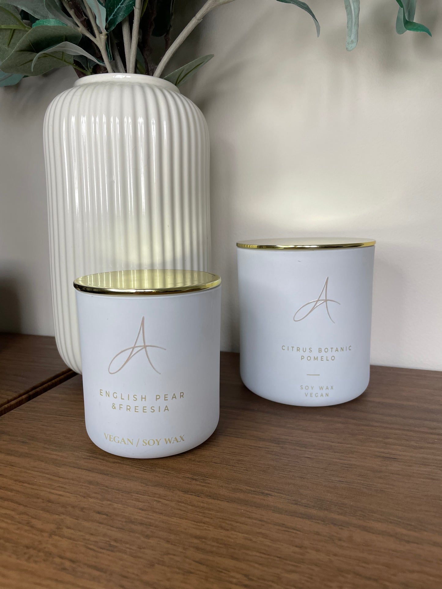 🍐 English Pear Soy Candle – 7oz (Vegan)
