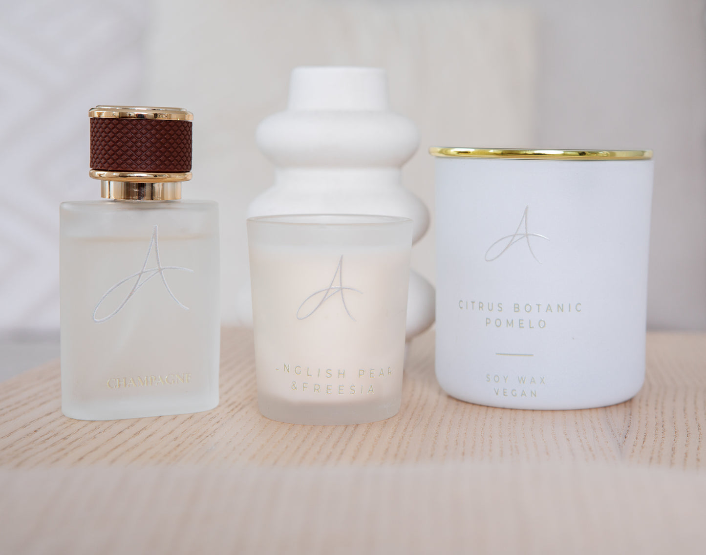 🍐 English Pear Soy Candle – 7oz (Vegan)