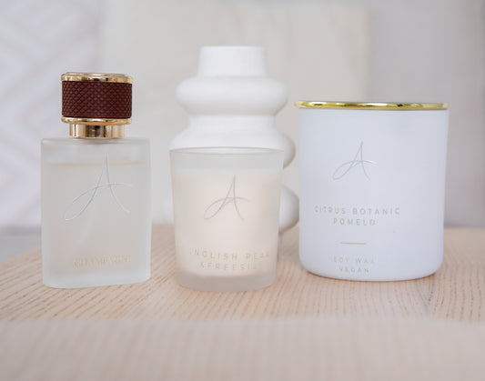 🍐 English Pear Soy Candle – 7oz (Vegan)