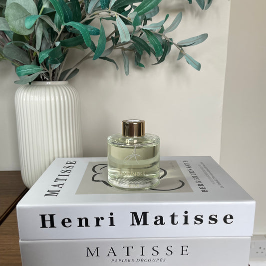 🍐 English Pear Reed Diffuser – 100ml